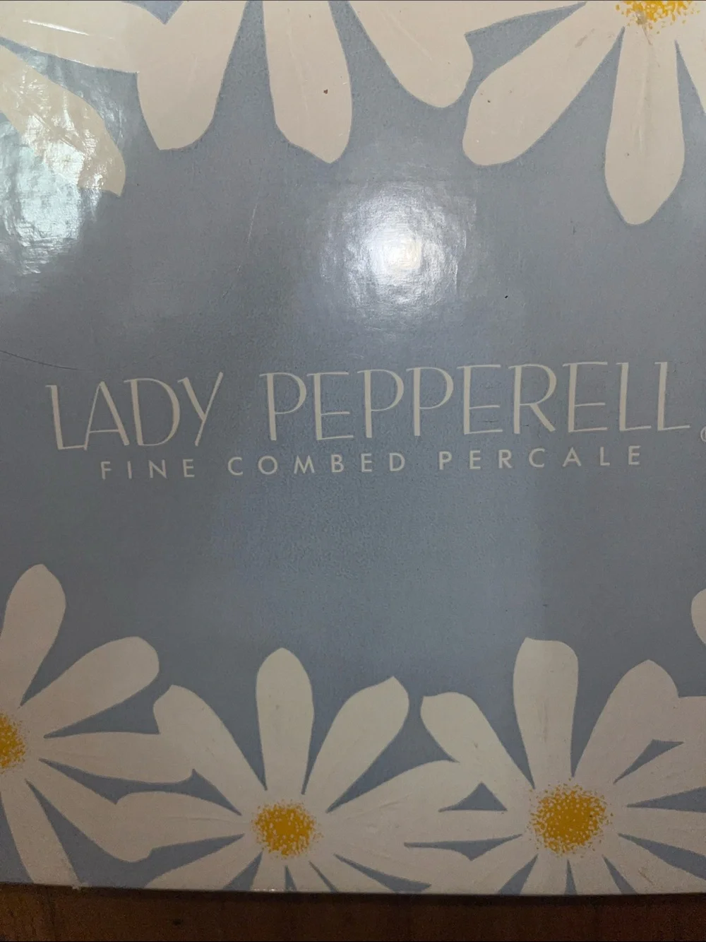 NWT Lady Pepperell Fine Combed Percale Vintage White with Gold Trimmed Sheets